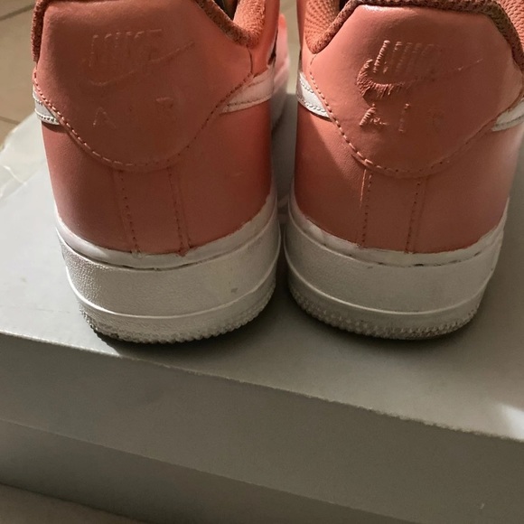 nike air force 1s - Picture 4 of 4